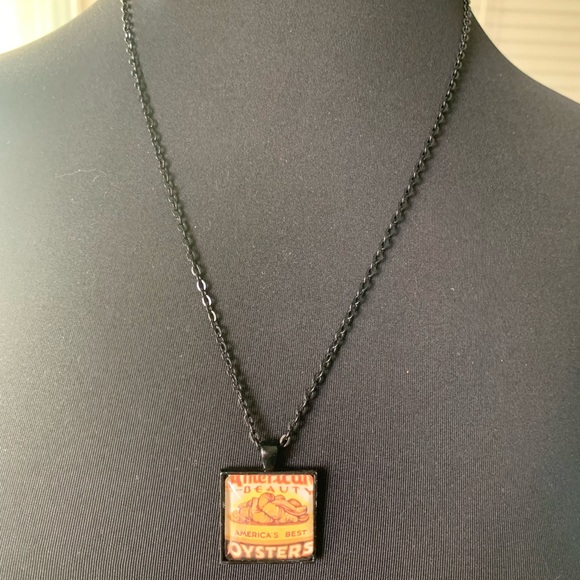 Necklace oyster pendant charm - Picture 2 of 7